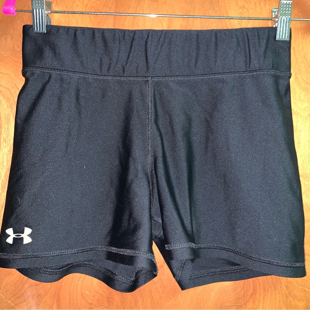 Under Armour Woman’s Athletic Shorts size Large